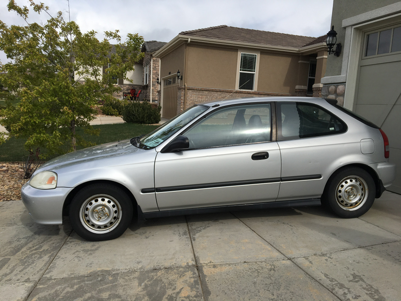 Illustration for article titled NP? '99 Civic CX: updated, it's a manual